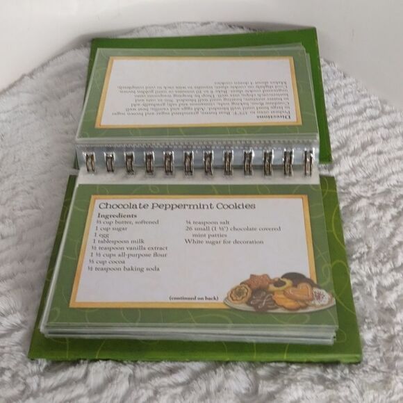 Cookie Recipe Book   - Picture 2 of 7